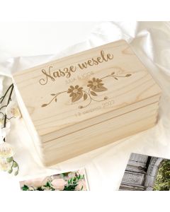 Pudełko wspomnień Kwiaty z personalizacją jako prezent ślubny